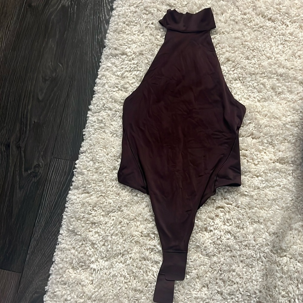 Lululemon Espresso Brown Mockneck Sleeveless Bodysuit